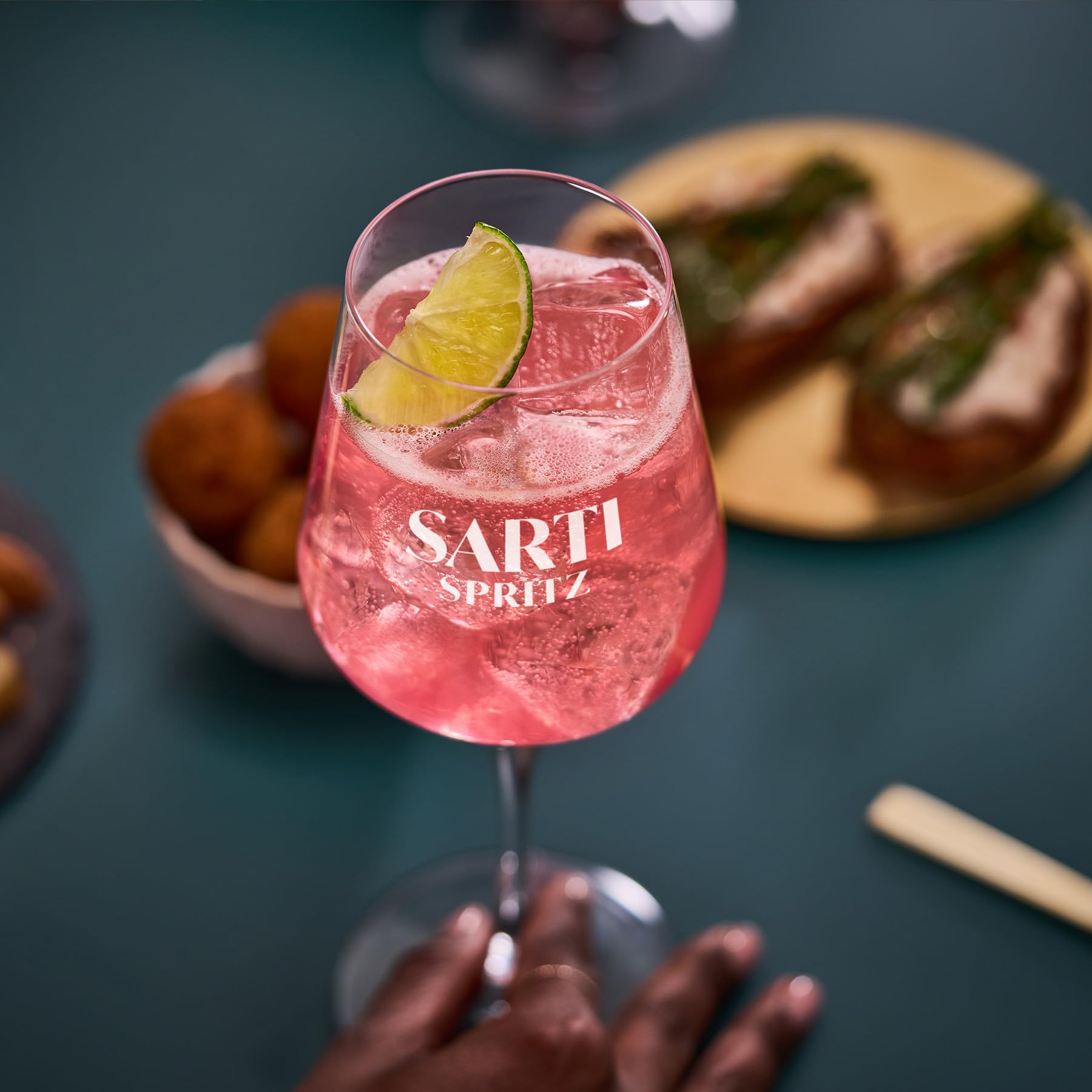 sarti-rosa-lik-r-0-7-l-fruchtiger-aperitif-14 image 4