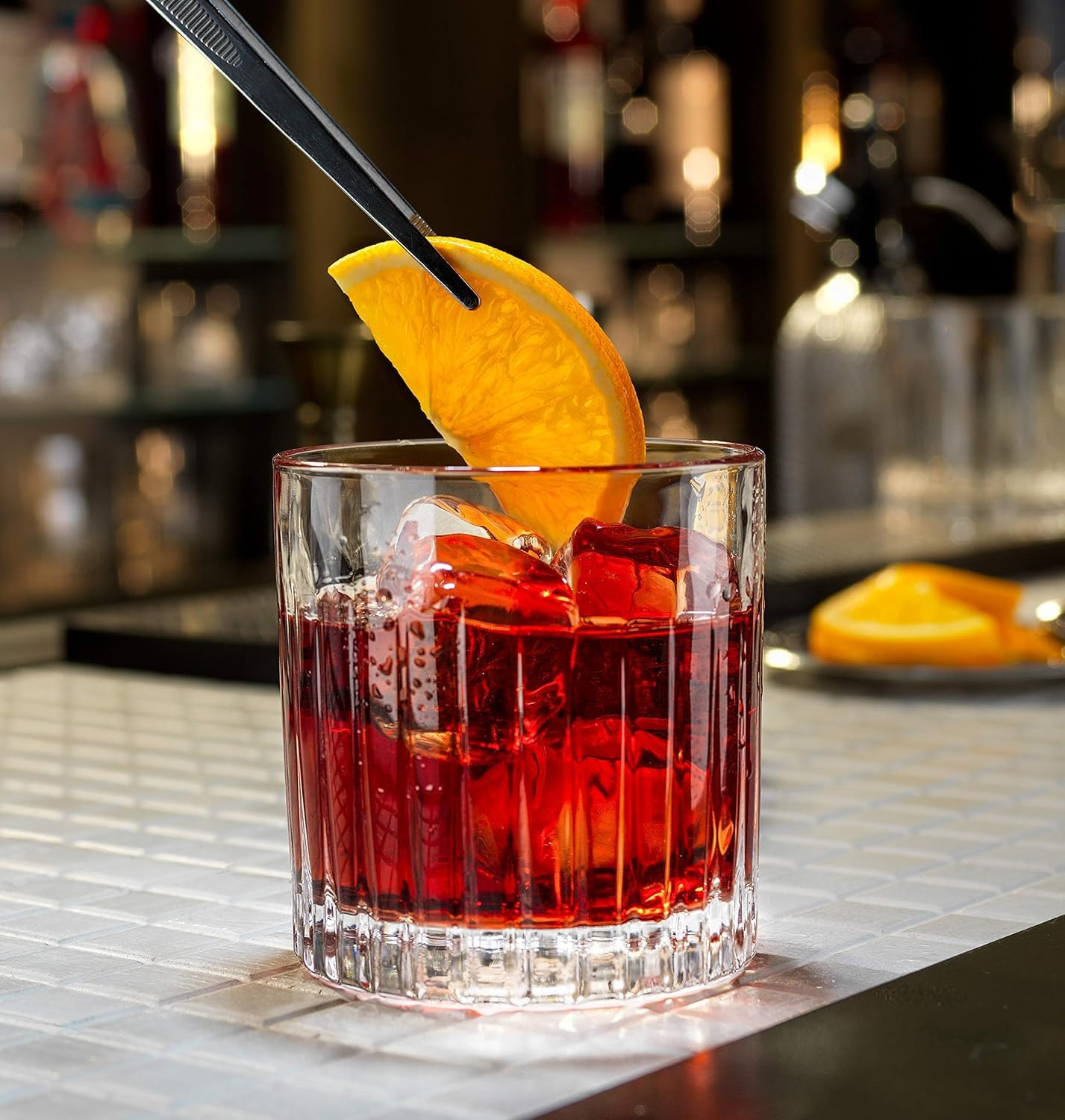 campari-bitter-aperitif-25x50-ml-mini-kr-uter-orange image 5